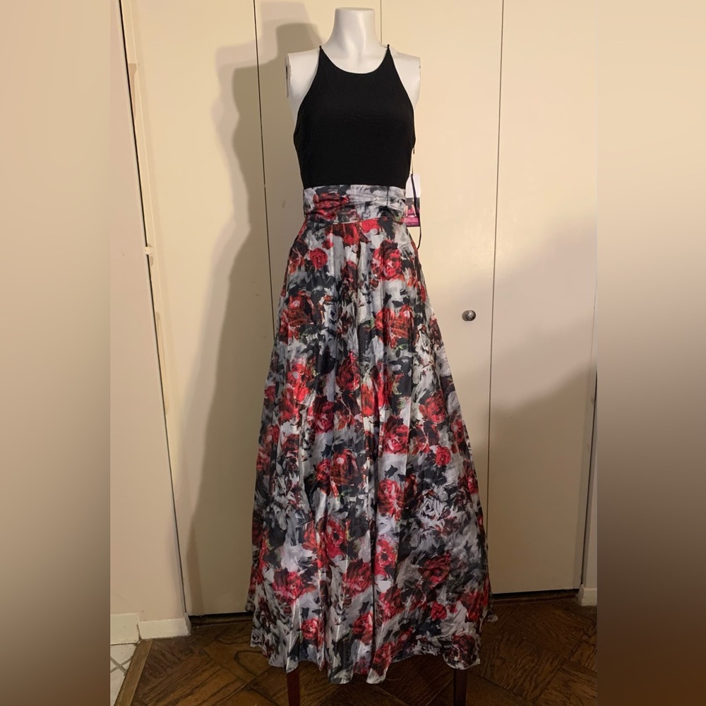 Maxi halter dress